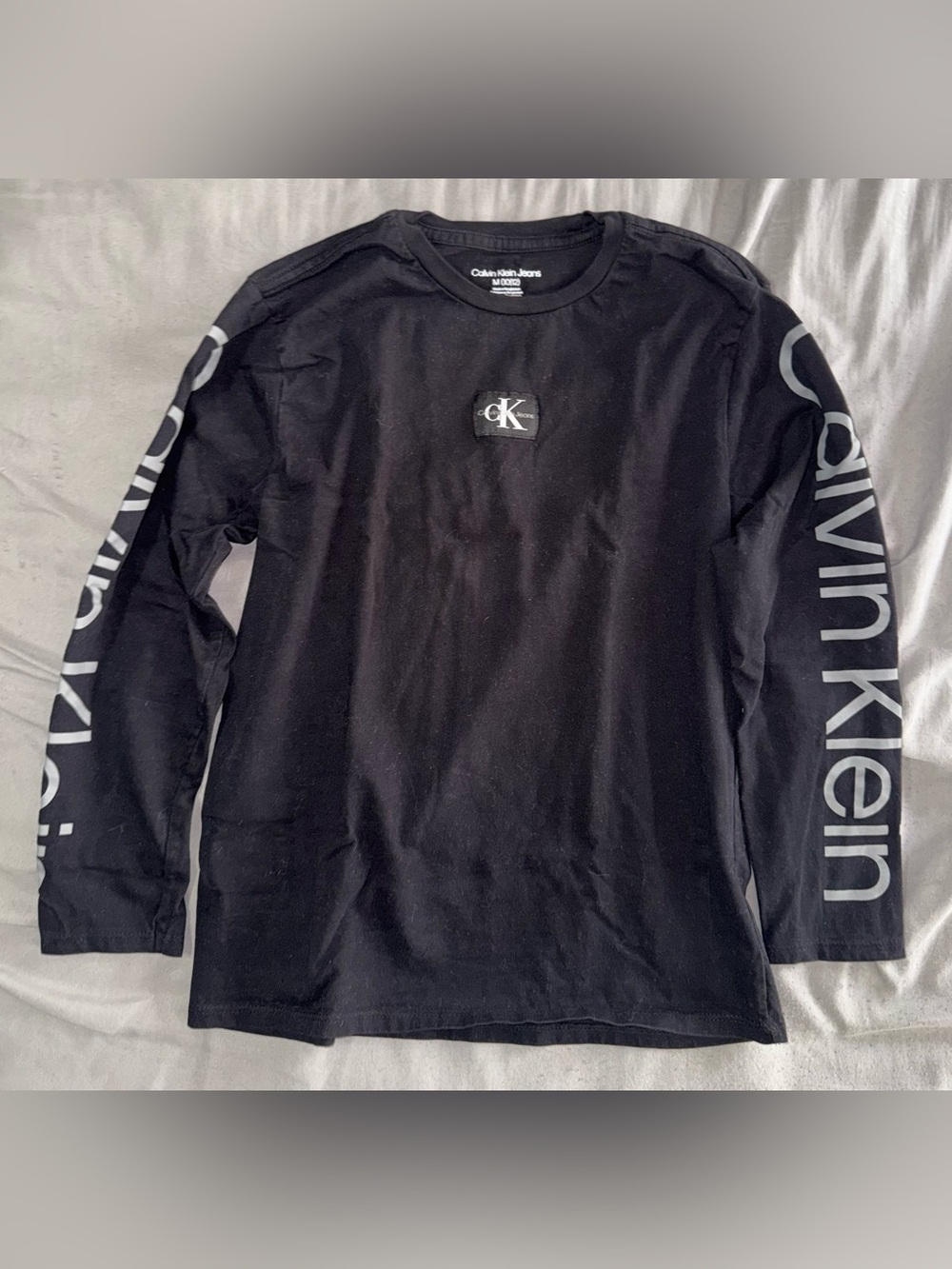 Calvin Klein Jeans Boys Black Long Sleeve CK Logo T-Shirt; Size M 10/12